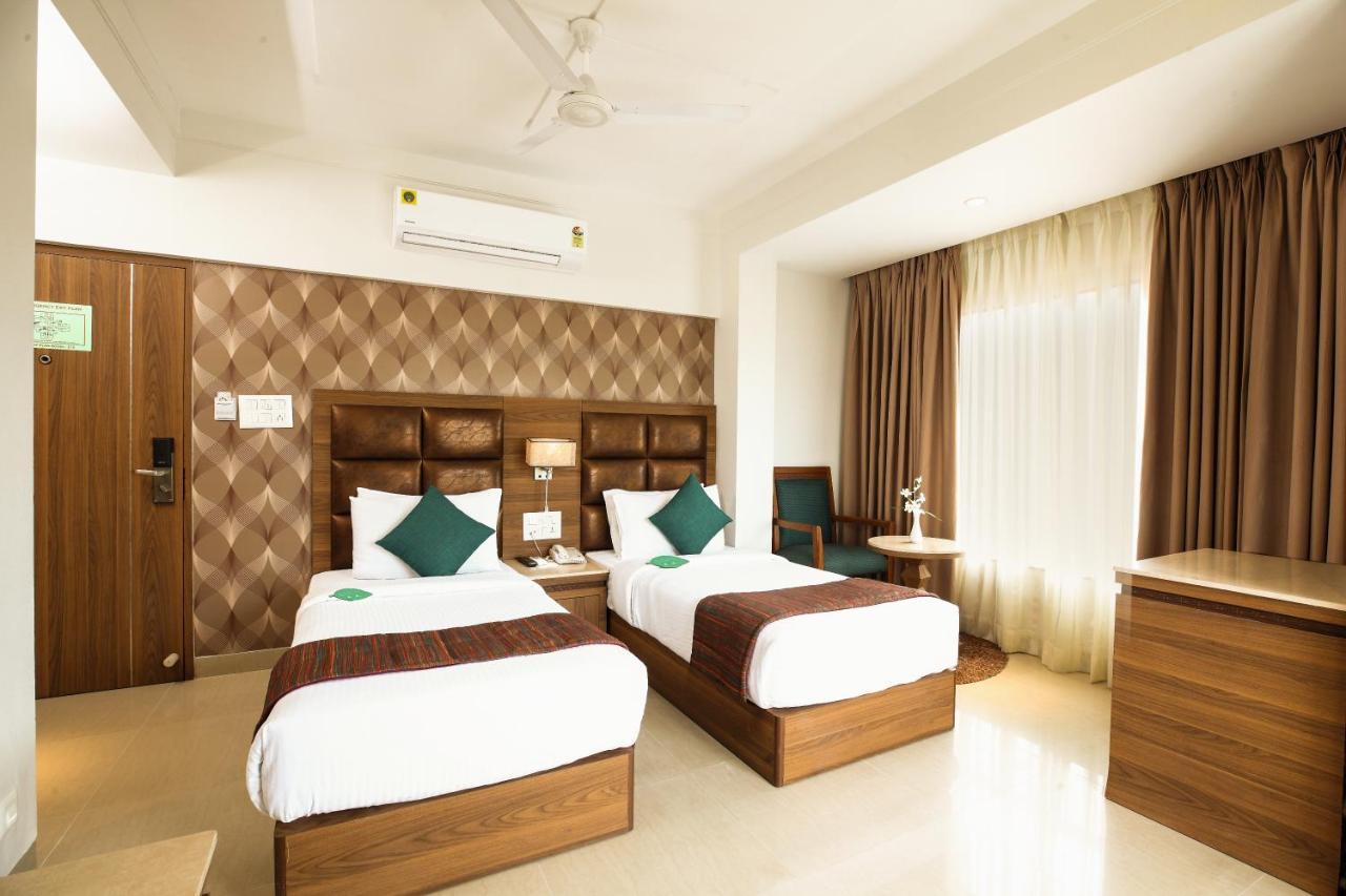 Click Hotel Nashik Dış mekan fotoğraf