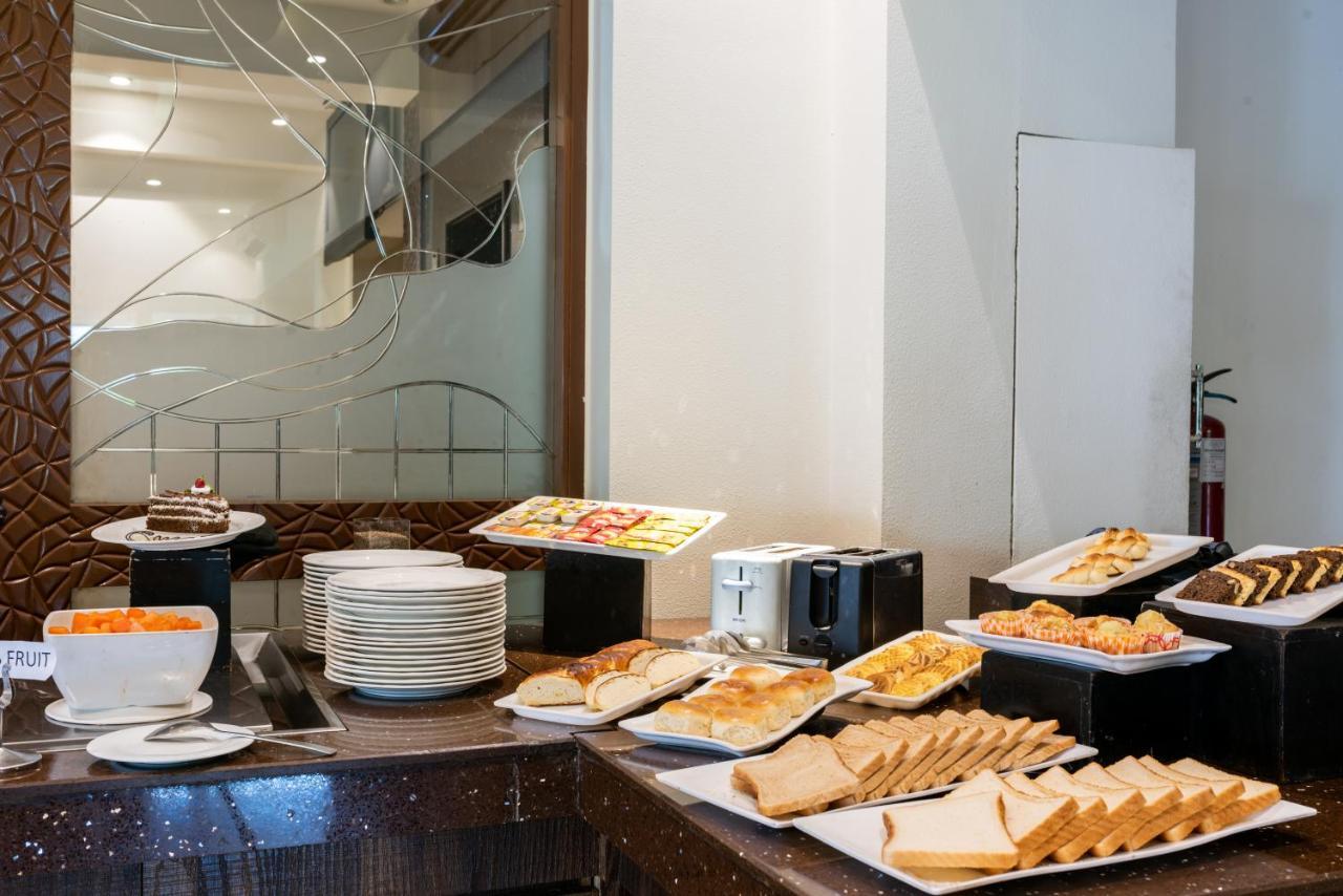 Click Hotel Nashik Dış mekan fotoğraf